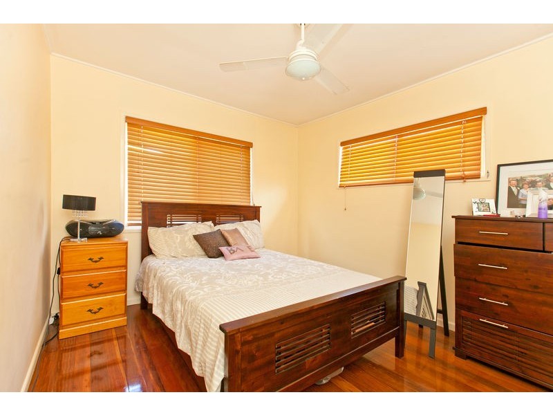 83 Cavell Street, Birkdale QLD 4159