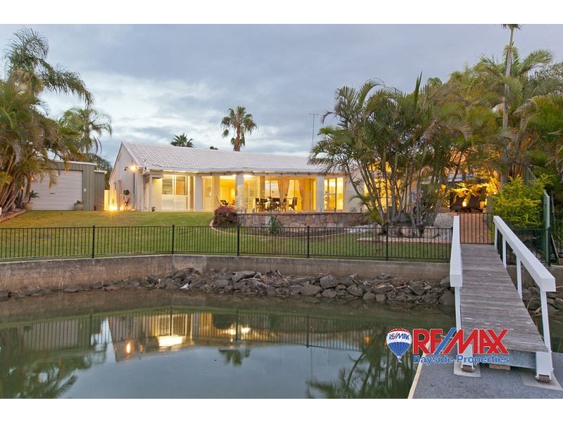 4 Bowsprit Parade, Raby Bay QLD 4163