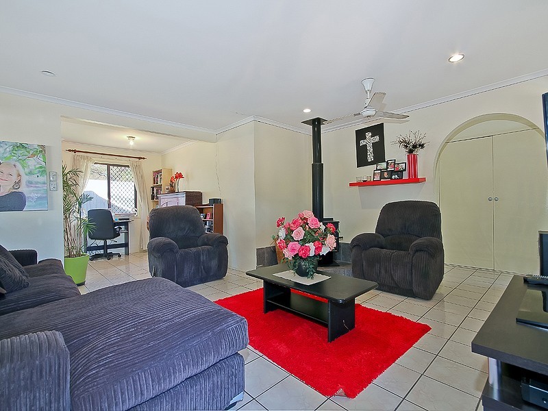 2 Wren Street, Birkdale QLD 4159