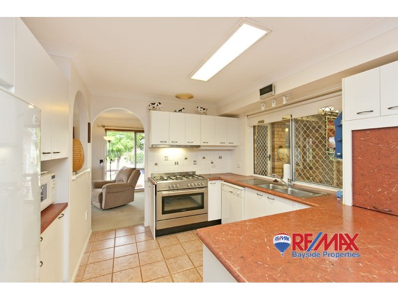 1 Eastcote Lane, Wellington Point QLD 4160