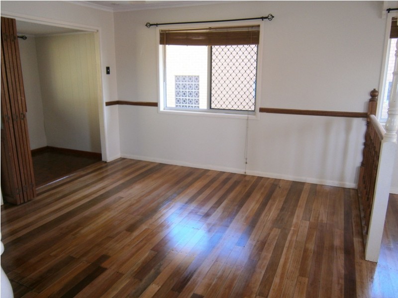 21 Charles Street, Birkdale QLD 4159