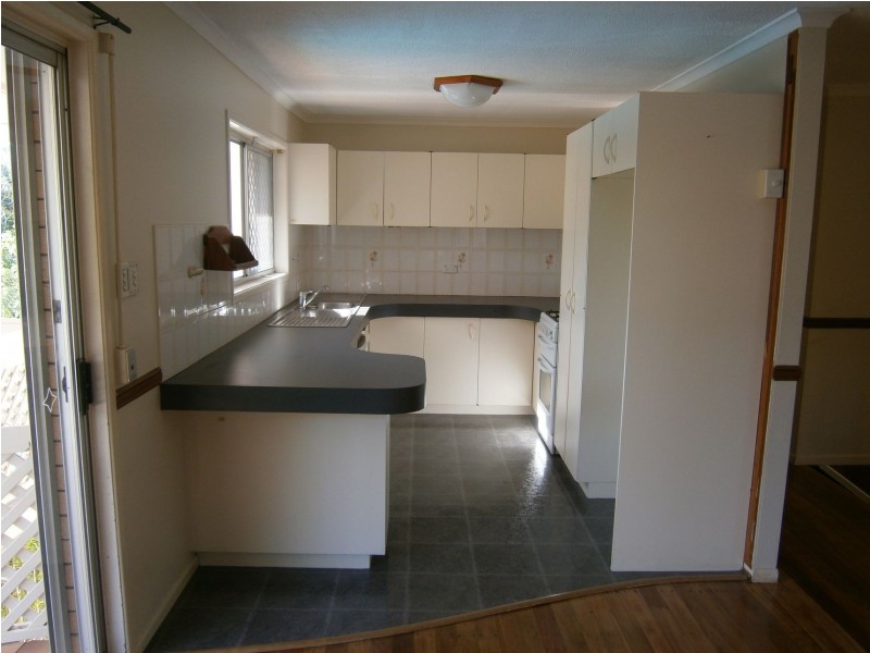 21 Charles Street, Birkdale QLD 4159