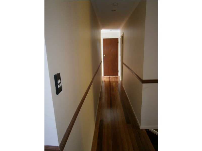 21 Charles Street, Birkdale QLD 4159