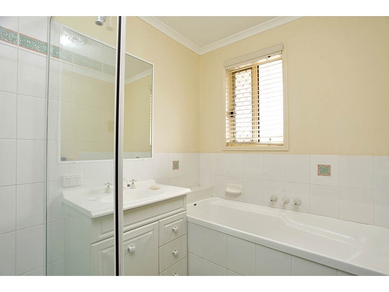 16 Windsor Street, Alexandra Hills QLD 4161