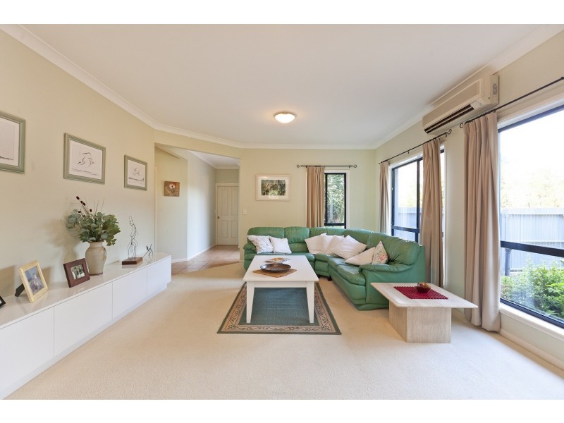 24 Grevillea Street, Ormiston QLD 4160