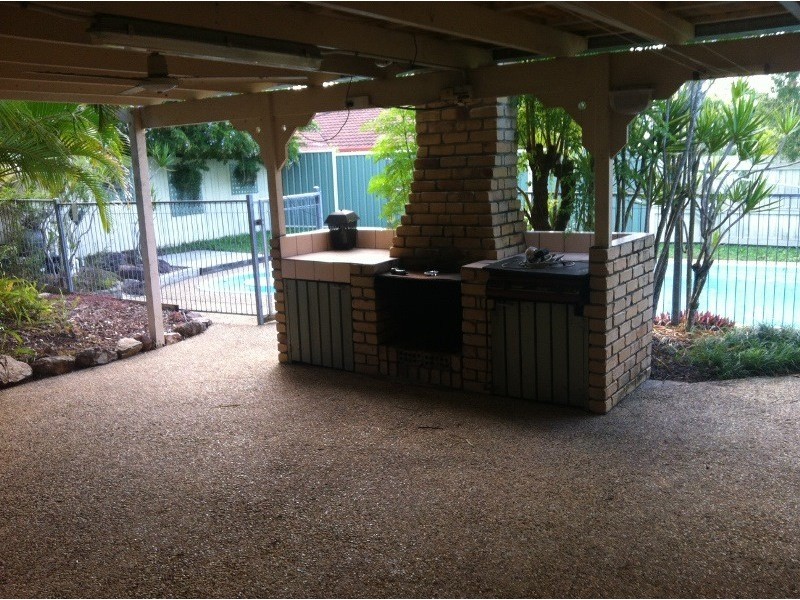 2 Nadia Court, Capalaba QLD 4157