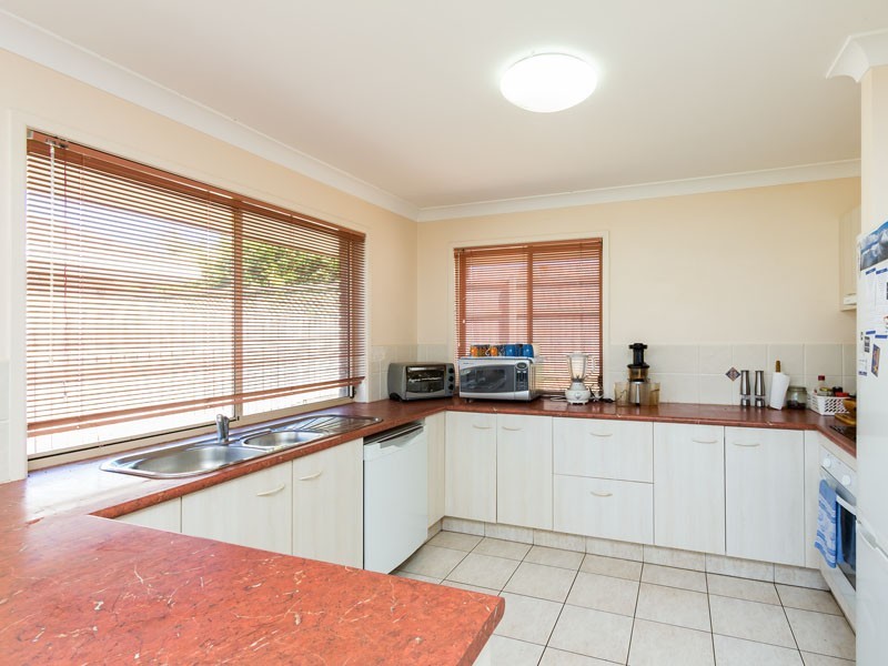 17 Newlands Street, Redland Bay QLD 4165