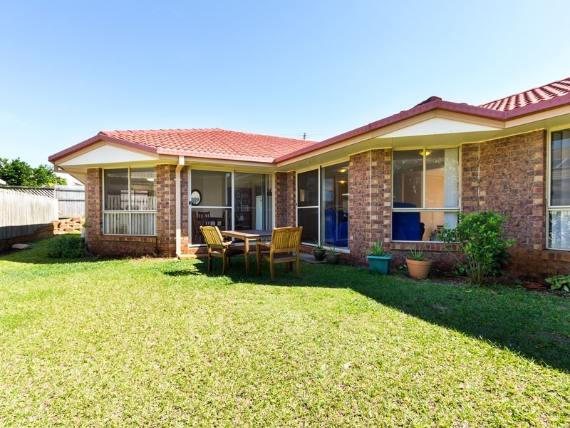 17 Newlands Street, Redland Bay QLD 4165