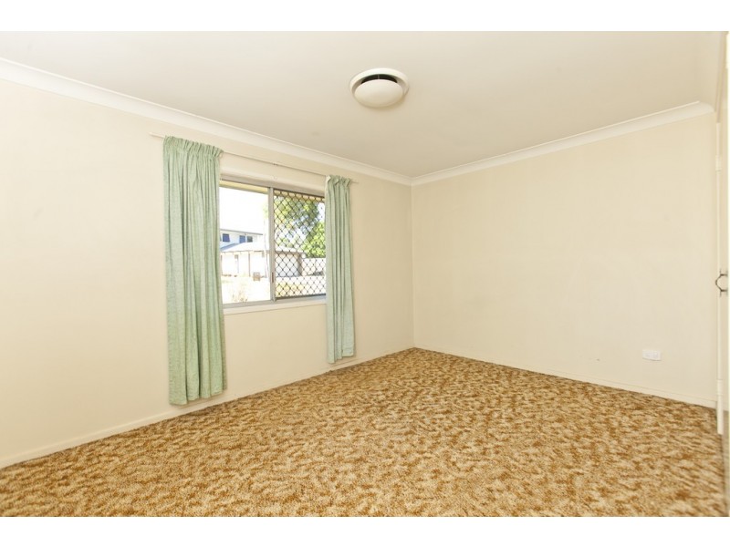 27 Mackerel Street, Manly West QLD 4179