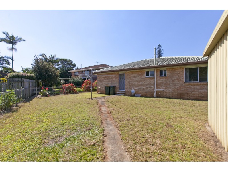 27 Mackerel Street, Manly West QLD 4179