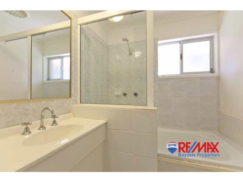 31 Station Street, Wellington Point QLD 4160