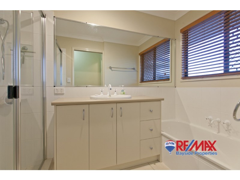 84 Penzance Drive, Redland Bay QLD 4165