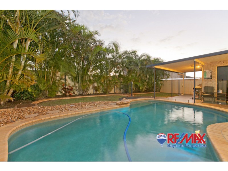 84 Penzance Drive, Redland Bay QLD 4165
