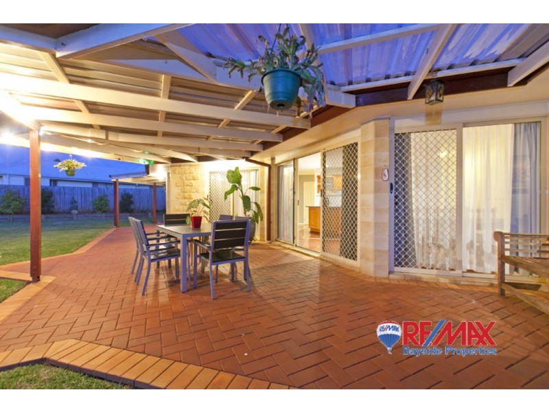 8 Bahr Place, Wellington Point QLD 4160