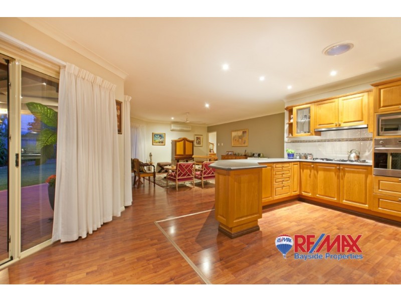 8 Bahr Place, Wellington Point QLD 4160