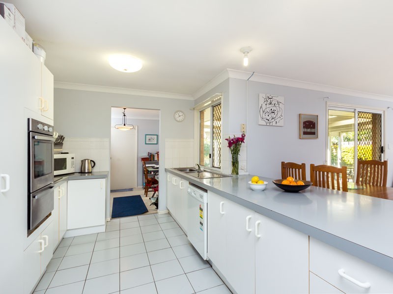 18 Driftwood St, Victoria Point QLD 4165