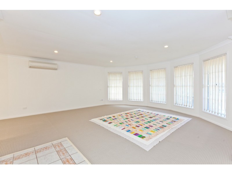 2 Butterfield Close, Victoria Point QLD 4165