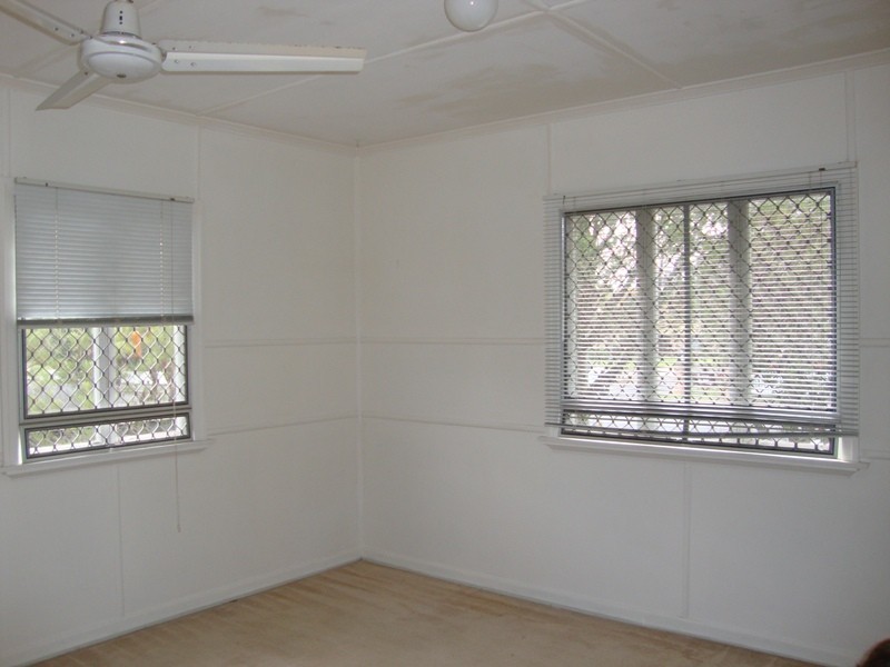 33 Collingwood Rd, Birkdale QLD 4159