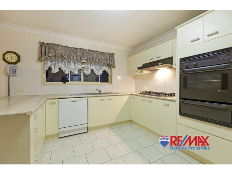 8 Rosewood Street, Birkdale QLD 4159