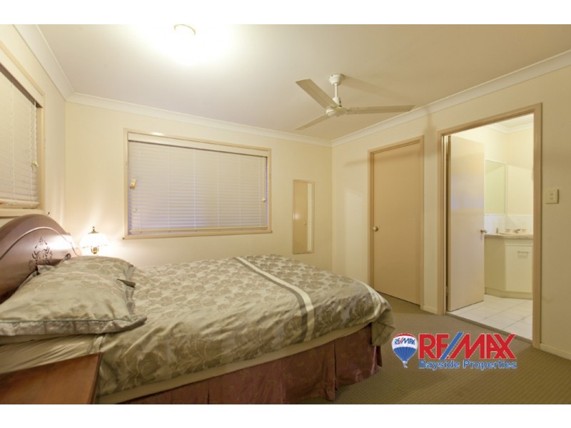 8 Rosewood Street, Birkdale QLD 4159