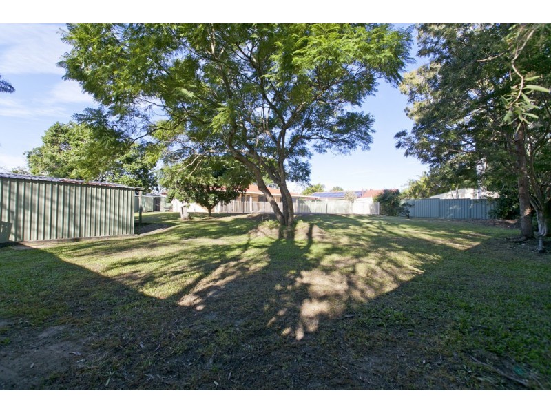 18 Sycamore Parade, Victoria Point QLD 4165
