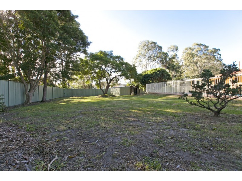 18 Sycamore Parade, Victoria Point QLD 4165