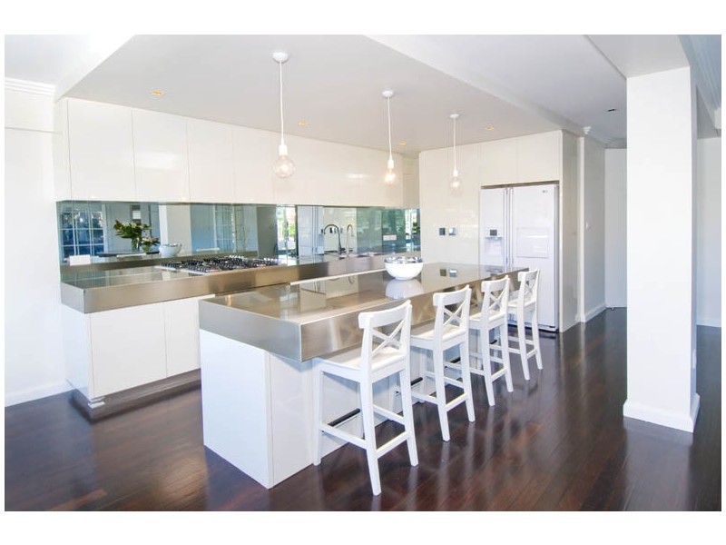 9/3 Elizabeth Bay Crescent, Elizabeth Bay NSW 2011