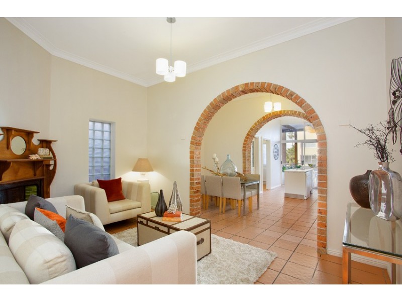 17 Vicar Street, Coogee NSW 2034