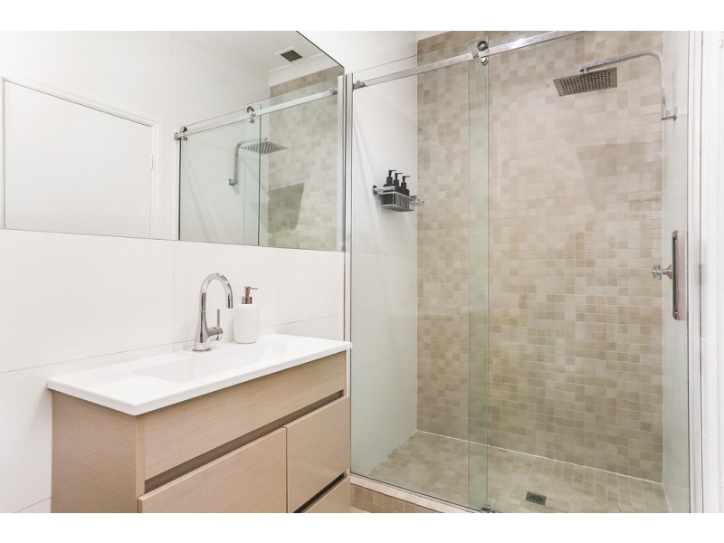 2/19 Forbes Street, Woolloomooloo NSW 2011