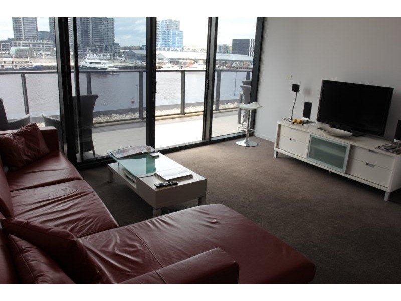 42/55 VICTORIA HARBOUR PROMENADE, Docklands VIC 3008