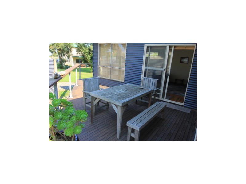 7 Sarsfield Street, Separation Creek VIC 3221