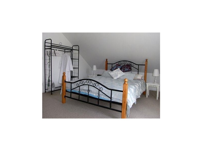 2251 Winchelsea Rd, Deans Marsh VIC 3235