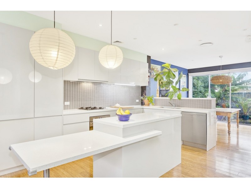 77 Grove Street, St Peters NSW 2044