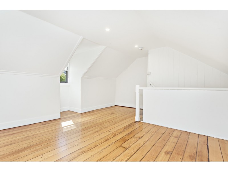 92 Lennox St, Newtown NSW 2042