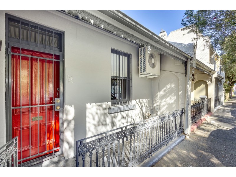 96 Lennox St, Newtown NSW 2042