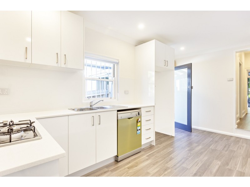 96 Lennox St, Newtown NSW 2042