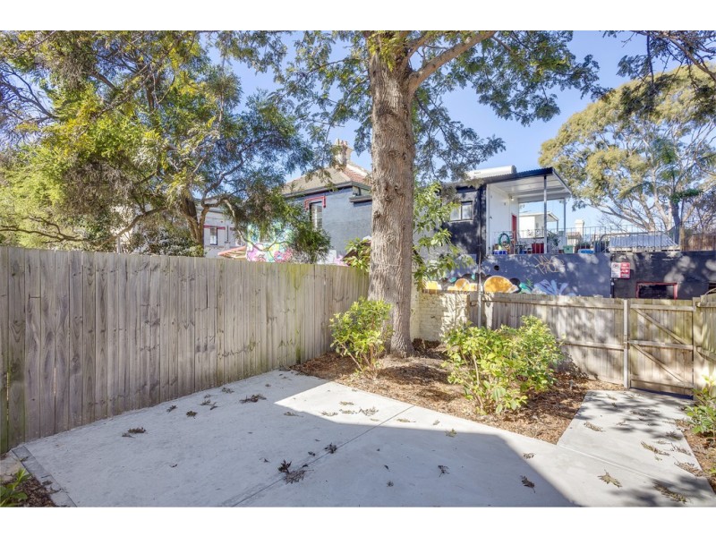 96 Lennox St, Newtown NSW 2042