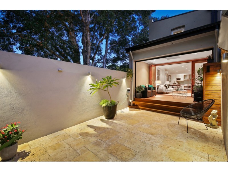 22 Pine Street, Newtown NSW 2042