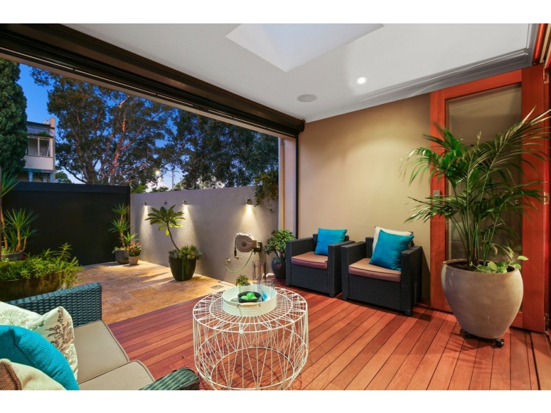 22 Pine Street, Newtown NSW 2042