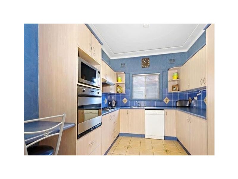 3 Walker Avenue, Peakhurst NSW 2210