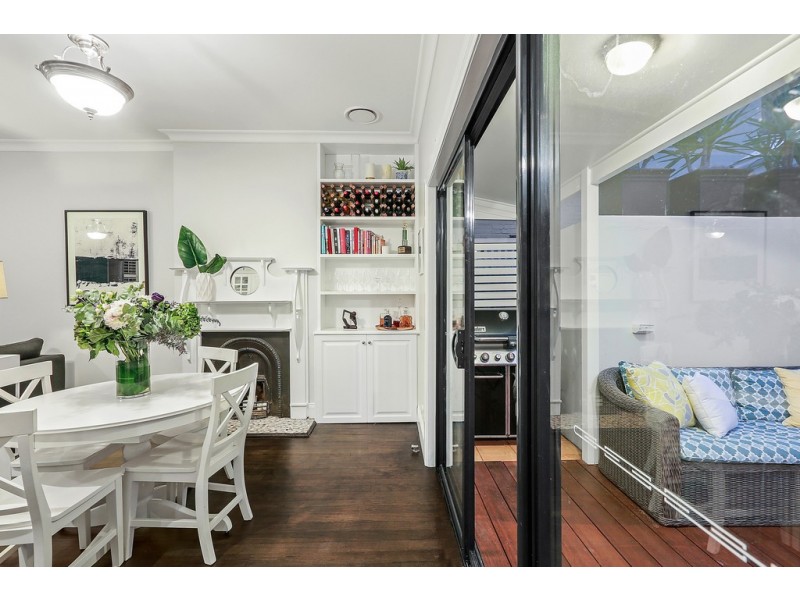 8 Devine Street, Erskineville NSW 2043