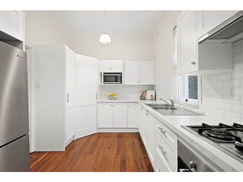 5 Browns Avenue, Enmore NSW 2042