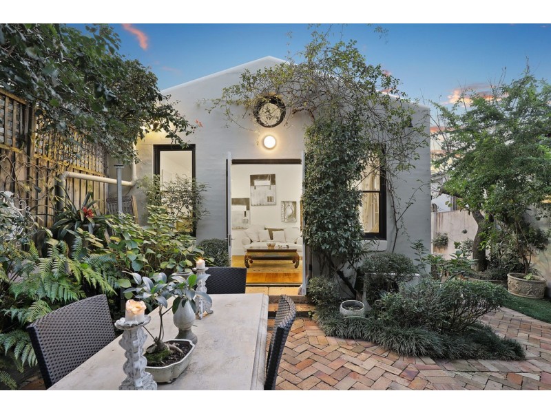 9 Kent Street, Newtown NSW 2042