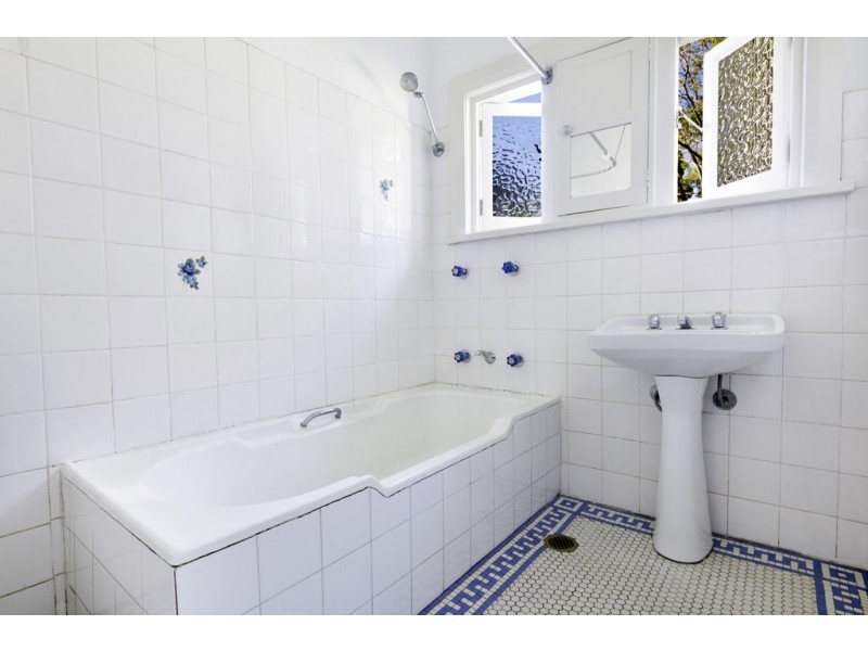 942 Pacific Highway, Roseville NSW 2069