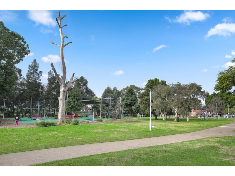 18 Greenbank Street, Marrickville NSW 2204