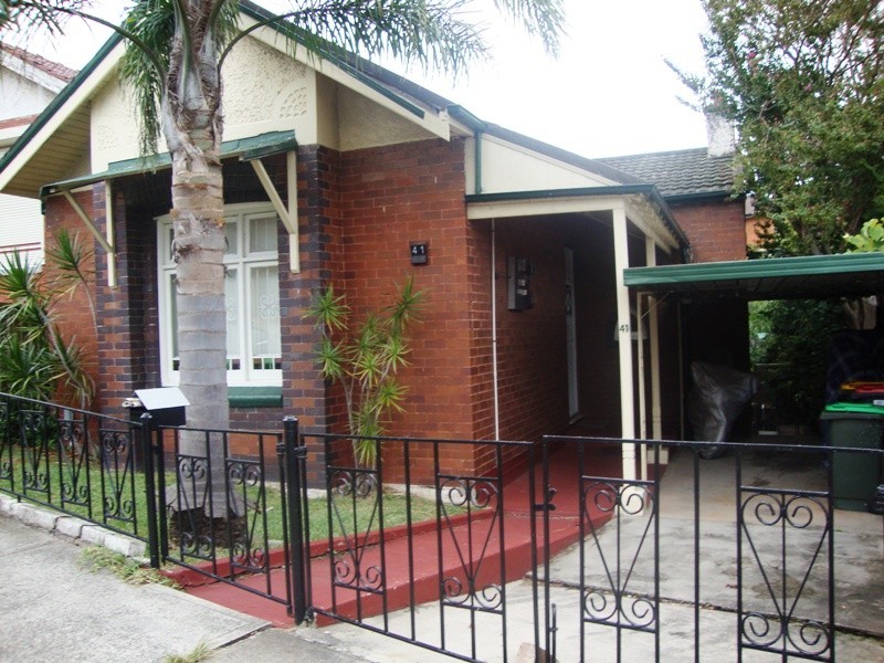 41 Beauchamp Street, Marrickville NSW 2204
