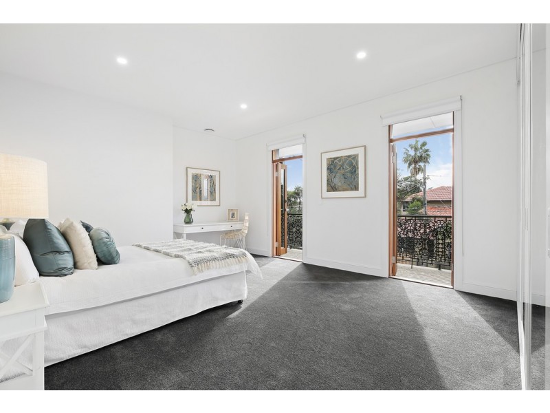 20 Cambridge Street, Enmore NSW 2042