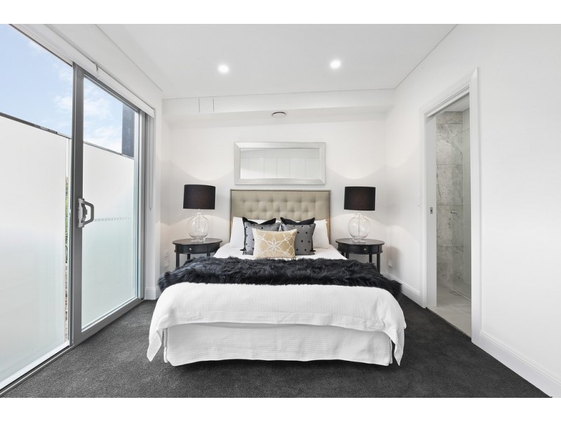 20 Cambridge Street, Enmore NSW 2042