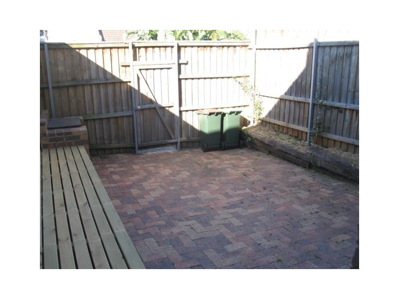 16 Randle Street, Newtown NSW 2042