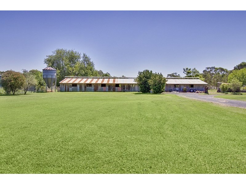 135 Devlin Road, Castlereagh NSW 2749